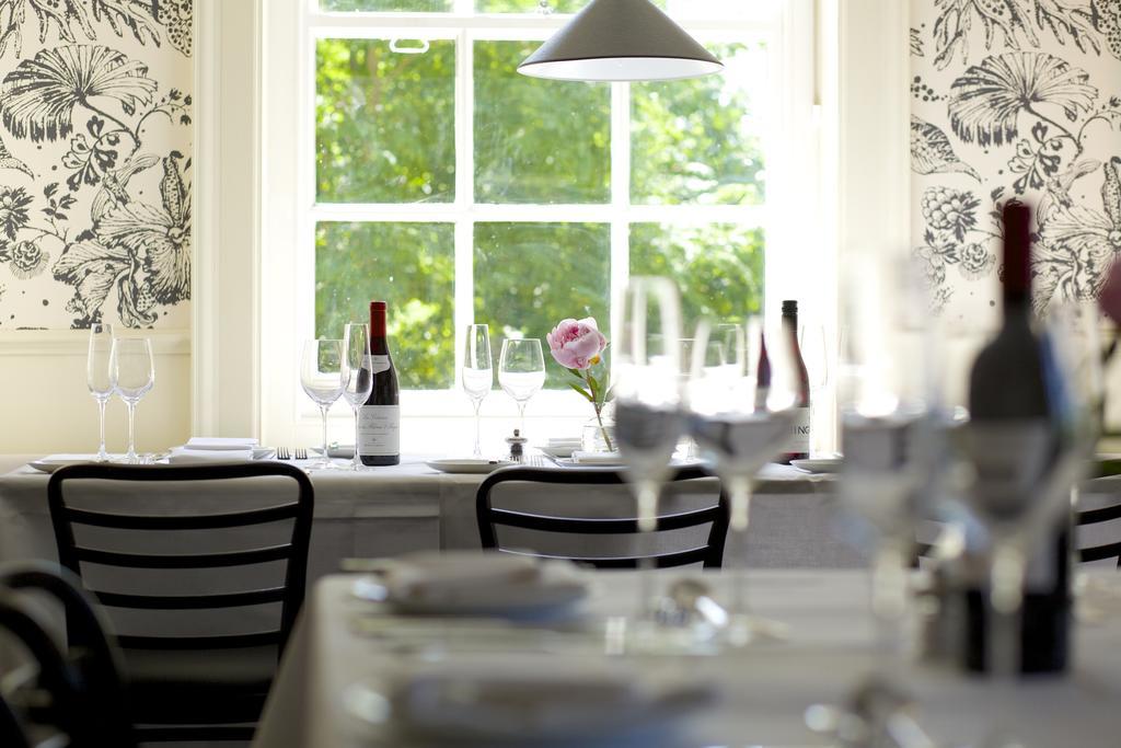 The Manor At Sway - Hotel, Restaurant And Gardens Ngoại thất bức ảnh