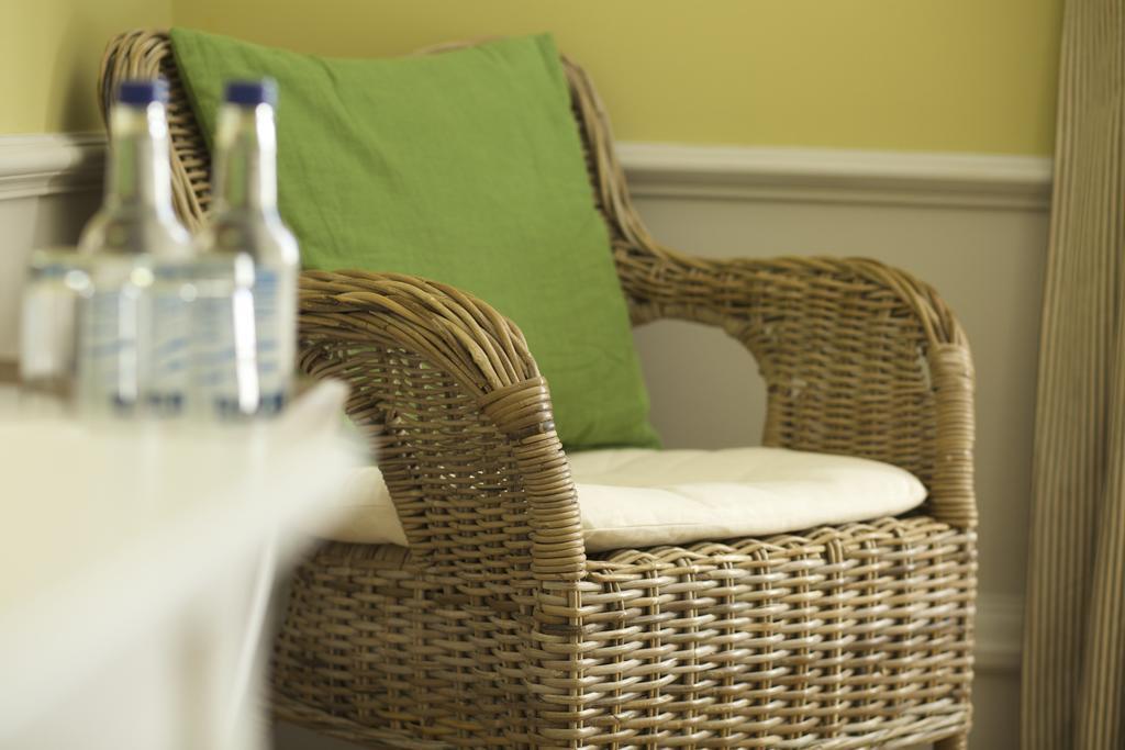 The Manor At Sway - Hotel, Restaurant And Gardens Ngoại thất bức ảnh